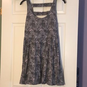 Gray and black patterned dress